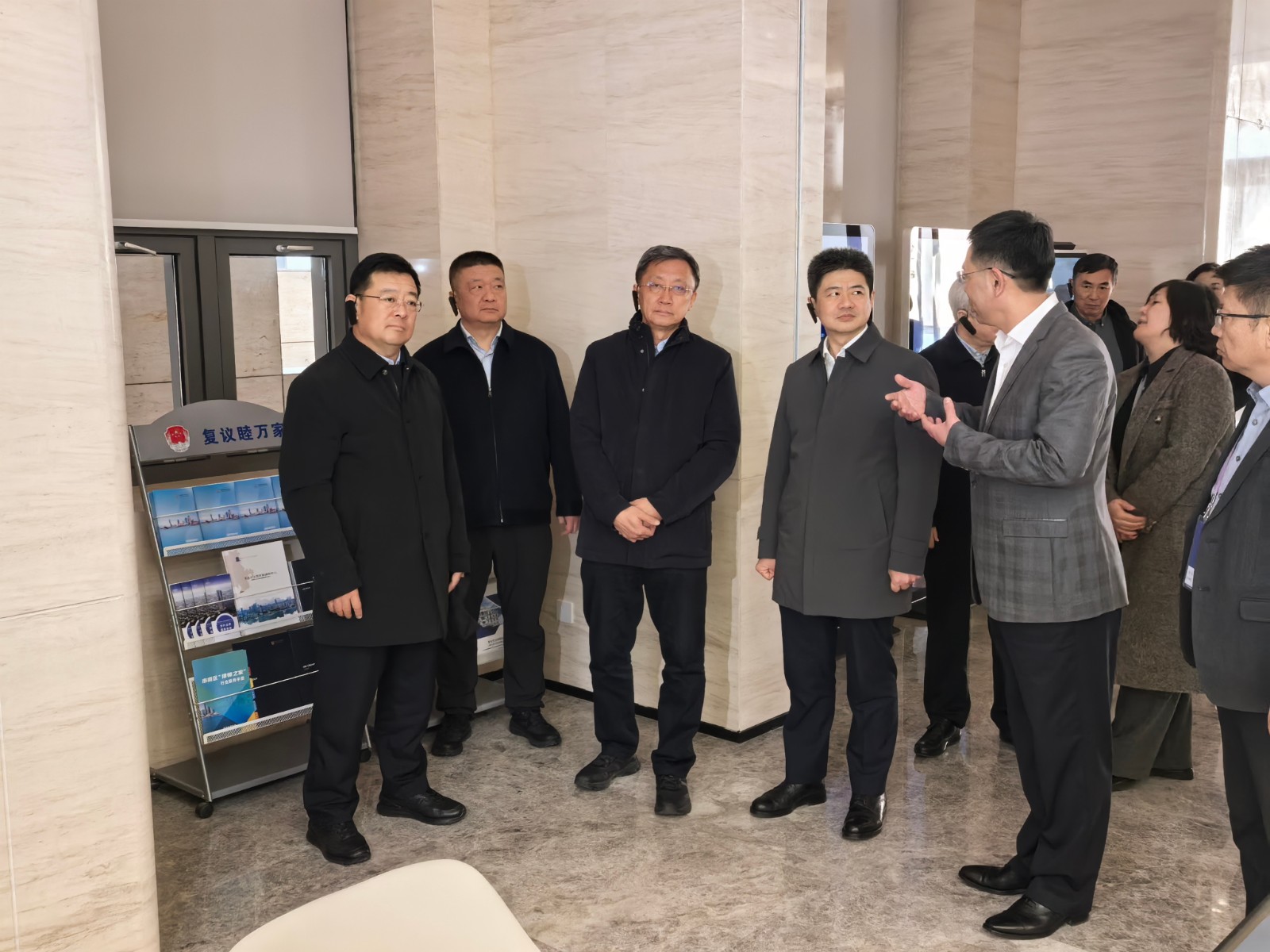 參觀.jpg 參觀.jpg